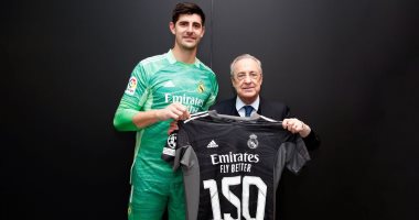 ريال مدريد يحتفل بوصول كورتوا لـ150 مباراة بعد الفوز على سوسيداد