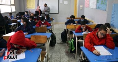 طلاب الرابع الابتدائى يؤدون أول امتحان فى التقييم الجديد 