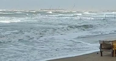 نوة قاسم تكشر عن أنيابها فى الإسكندرية.. ارتفاع حركة الأمواج وتوقعات بسقوط الأمطار