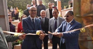 جامعة أسيوط تفتتح معرض كلية العلوم للكتب المستعملة بـ 3 آلاف كتاب