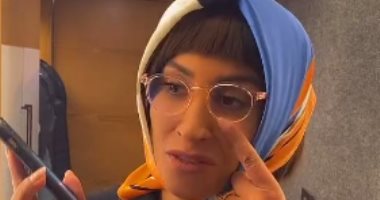 دينا الشربينى وهشام ماجد ومحمد سلام يقلدون أولياء أمور الطلبة فى فيديو ساخر