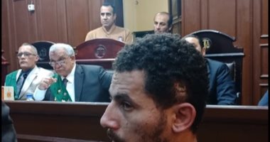 محامى سفاح الإسماعيلية أمام المحكمة: أبقى غلطان لو ما طلبتش البراءة.. فيديو