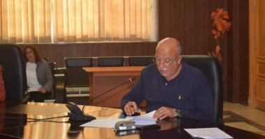 سكرتير عام البحر الأحمر يستعرض موقف اللجنة العليا للتنازلات