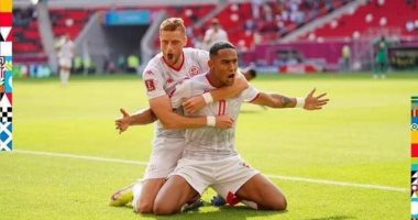 تونس والإمارات إلى ربع نهائى كأس العرب.. نسور قرطاج تحسم اللقاء بهدف الجزيرى.. مهاجم الزمالك ينفرد بصدارة هدافى البطولة بـ3 أهداف ويغادر الملعب مصابًا.. موريتانيا تفوز على سوريا.. ويتبقى مقعدان فى دور الثمانية