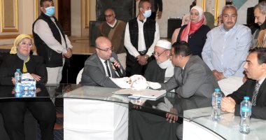 محافظ بني سويف وكيلاً لعروس يتيمة من أبناء دار رعاية الأيتام