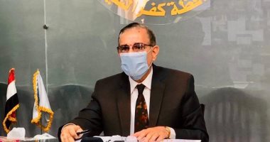 تسليم 11 عقد تقنين أراضى أملاك الدولة للمستفيدين من المواطنين بكفر الشيخ