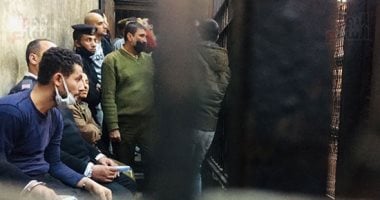 جلسة الحكم على سفاح الإسماعيلية.. المتهم يمثل أمام القاضى للمرة الثانية.. لايف
