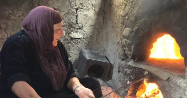 طعم وريحة حكاية.. العيش الفلاحى والرز المعمر فى الفرن من إيد الحاجة أنوار