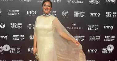 هند صبرى تبدأ مهامها فى لجنة تحكيم الأفلام الطويلة بمهرجان البحر الأحمر بجدة