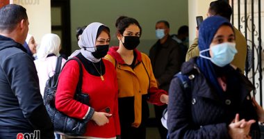 تطعيم الطلاب والطالبات بلقاح فايزر فى مدارس بورسعيد