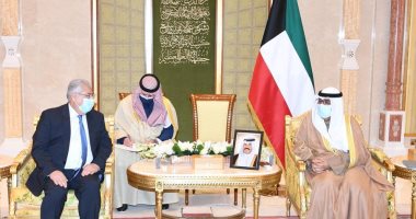 السفير المصرى الجديد لدى الكويت يُقدم أوراق اعتماده لولى العهد