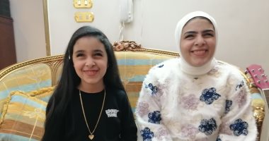تفاصيل مشاركة ابنتى بورسعيد فى احتفالية "قادرون باختلاف".. "مريم" تتمنى أن تكون المستندات الرسمية بطريقة برايل.. "جودى" قولتله "شكرا متكفيش" وهي فعلا من قلبى.. والرئيس السيسى يحتضن أحلام ذوى الهمم