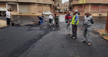 محافظ أسيوط يكلف القيادات بمتابعة القطاعات الخدمية والمشروعات.. صور