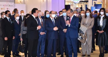 الرئيس السيسى: مصر توفر 100 فرصة تعليم مجانية داخل الجامعات العالمية