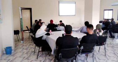 القوى العاملة بسوهاج تنظم الدورة التدريبية الثالثة للفندقة الشاملة.. صور