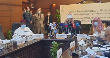 شيخ الأزهر: ولى الأمر المفرط فى تطعيم أبنائه ضد شلل الأطفال "آثم"