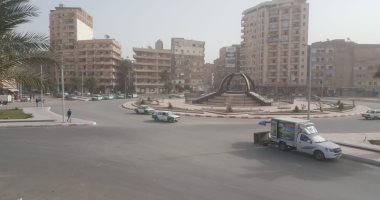 رياح عاصفة وتعطيل الدراسة.. الطقس السيئ يضرب البحيرة.. لايف وصور