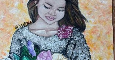 "مريم " من الإسكندرية تشارك "صحافة المواطن " موهبتها بالرسم