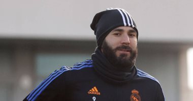 بنزيما يثير التفاؤل فى مران ريال مدريد قبل مواجهة أتلتيكو بالديربي