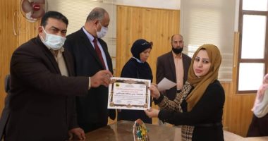 وكيل التعليم بالوادى الجديد يفتتح معرض ختامى ورشة عمل معلمى التربية الفنية