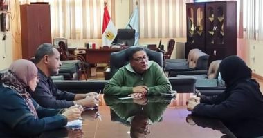 رئيس مدينة رأس غارب يحول7 شكاوى من المواطنين للادارات المختصة لحلها 