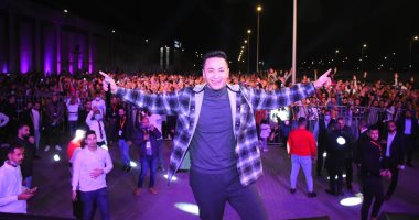 حمادة هلال يقدم حفلا غنائيا بـ طنطا وسط الآلاف من جمهور محافظات الدلتا (صور)