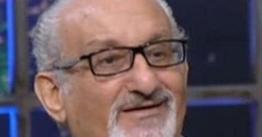 أحمد حلاوة يحذر من نصاب ينتحل اسمه على فيس بوك لجمع الأموال