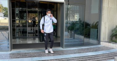 بعثة بيراميدز تتوجه إلى استاد خليفة لمواجهة العين الإماراتى وديًا.. صور