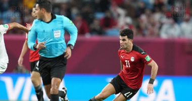 فيديو .. " زيزو " يهدر هدف التأهل للمنتخب المصرى بمرمى الأردن.. صور