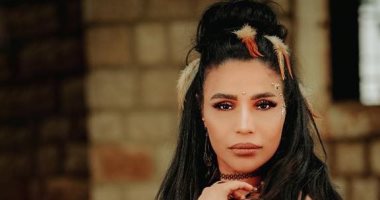 المطربة أمينة تطرح أحدث كليباتها "صحاب فاشوش".. فيديو