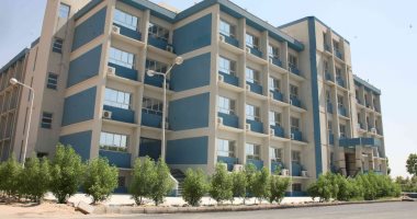 عيادات طب الفم والأسنان بجامعة جنوب الوادى تستقبل 130 ألف حالة × 4 سنوات