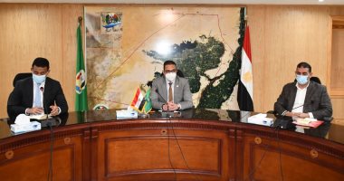 محافظ الفيوم يتابع الموقف التنفيذى لمشروعات "حياة كريمة" بإطسا ويوسف الصديق