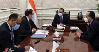 الوزراء: بدء التشغيل التجريبى لمصنع إنتاج الأسفلت بشركة "السويس للبترول"