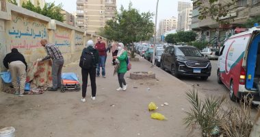 التضامن تنقذ مسنا بلا مأوى بمدينة نصر مصابا ببتر فى القدم وتنقله للمستشفى