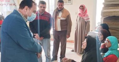 الفرق المتنقلة لتطعيم المواطنين بلقاح كورونا تكثف جهودها بقرى ملوى بالمنيا 