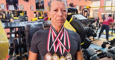عمره 62 سنة وبيرفع 110 كيلو.. الكابتن هاشم أثبت أن العمر مجرد رقم.. لايف