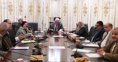  اللجنة الدينية بمجلس النواب تتفقد مسجد الخازندارة بشبرا.. وتوجه وزارتى الأوقاف والآثار بسرعة ترميمه وصيانته.. وتؤكد ضرورة تطوير المساجد الأثرية والحفاظ علي قيمتها التاريخية 