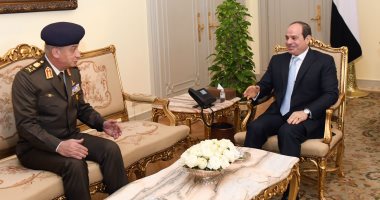 الرئيس السيسي يستقبل الفريق أول محمد زكى وزير الدفاع والإنتاج الحربى