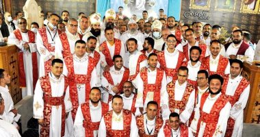 معاونو الكهنة.. تعرف على أبرز رتب ودرجات الشماس في الكنيسة