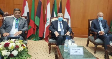 الباحثون العرب يعرضون الخبرات فى الطاقة الذرية خلال المؤتمر العربى الـ15