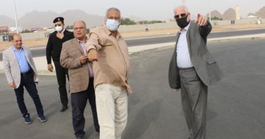 محافظ جنوب سيناء يتفقد المحطة الخامسة لتموين السيارات بالغاز الطبيعى ..صور