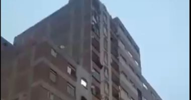 مهندس قتل زوجته بالسكين أمام أطفالهم و يلقي بنفسه من الطابق الـ12 بشبرا الخيمة
