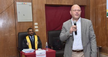 جامعة سوهاج تمنح باحث كويتي درجة الدكتوراه فى فلسفة التربية .. صور
