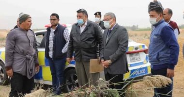 محافظ المنيا يوجه بتشكيل لجنة لفحص موقف الأراضى بالمنطقة الصناعية