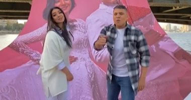 عمر كمال يحسم الجدل بشأن خطوبة شيماء المغربى .. فيديو