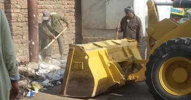 مدينة الأقصر تشن حملات نظافة مكثفة فى الشوارع والأحياء .. صور
