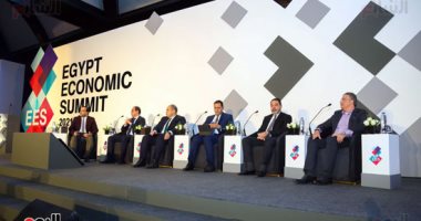 نائب وزير المالية فى قمة مصر الاقتصادية: حزمة تحفيزية جديدة لدعم الاقتصاد الأخضر بالسنة المالية الجديدة.. سي أي كبيتال: الاقتصاد المصري سيحقق نموا 7-8%.. رئيس بنك أبو ظبى: استثمارات أجنبية ضخمة ستدخل مصر