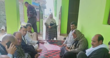 الحملة القومية لمحصول القمح بالشرقية تعقد ندواتها مع المزارعين لتوعيتهم.. لايف وصور