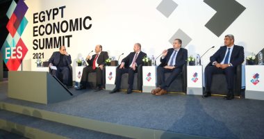 الجلسة الثانية من قمة مصر الاقتصادية.. نتائج برنامج الإصلاح الاقتصادي إيجابية.. والقطاع الإداري لم يشهد التطور المطلوب.. هانى أمان: حققنا مبيعات وأرباحا قياسية بفضل الإصلاحات الاقتصادية (صور)