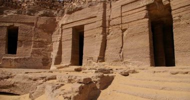 فيها حاجة حلوة.. البعثة الإسبانية تدرس الحفائر الموجودة بمقابر الأمراء فى غرب أسوان